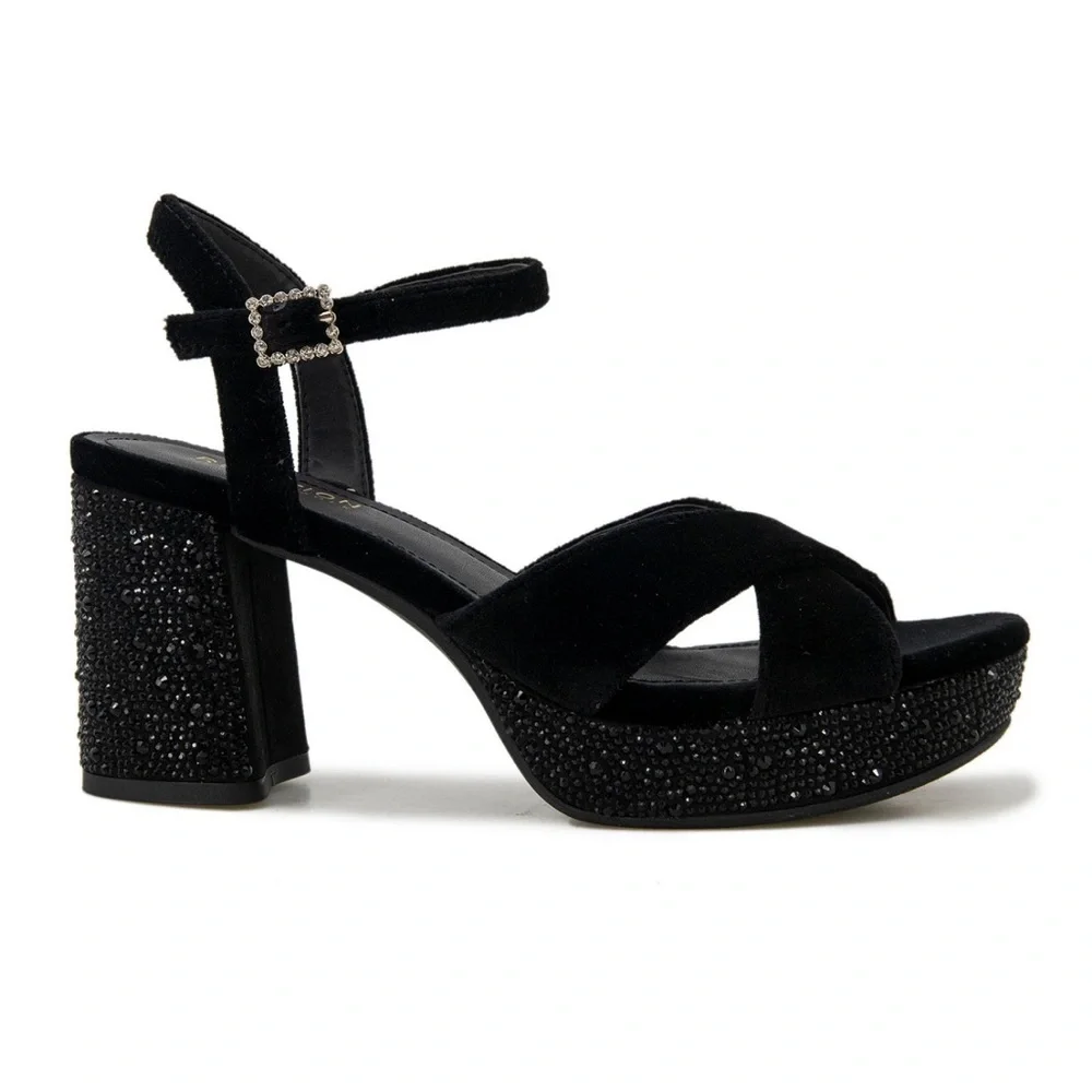 Kenneth Cole Reaction brand new